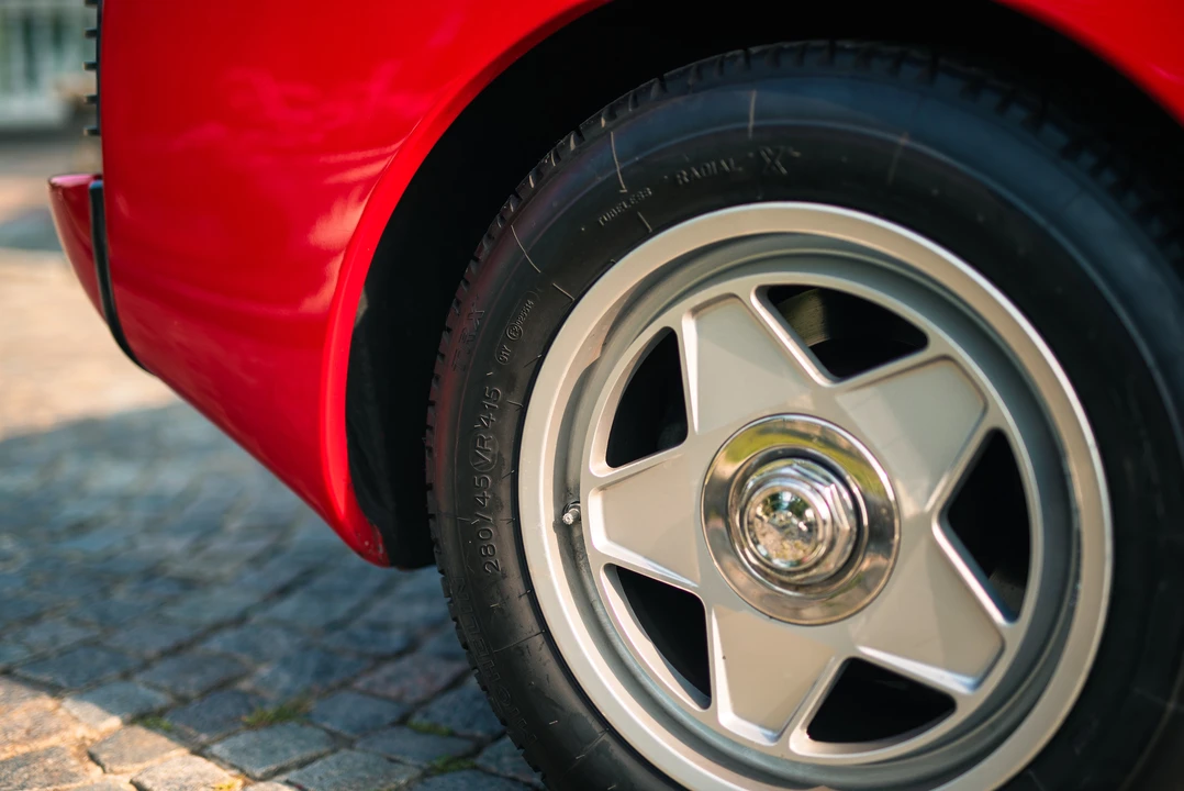 1985 Ferrari Testarossa - Image 30 of 31