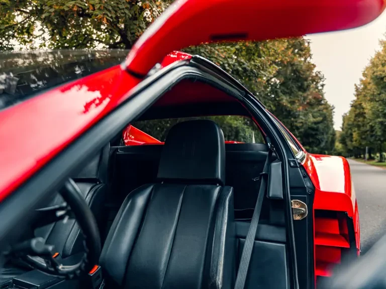 1985 Ferrari Testarossa - Image 26 of 31