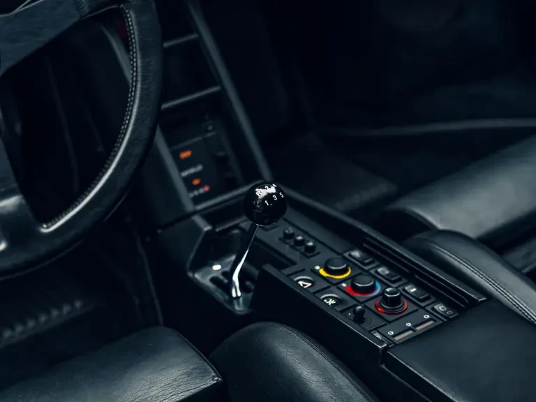 1985 Ferrari Testarossa - Image 14 of 31