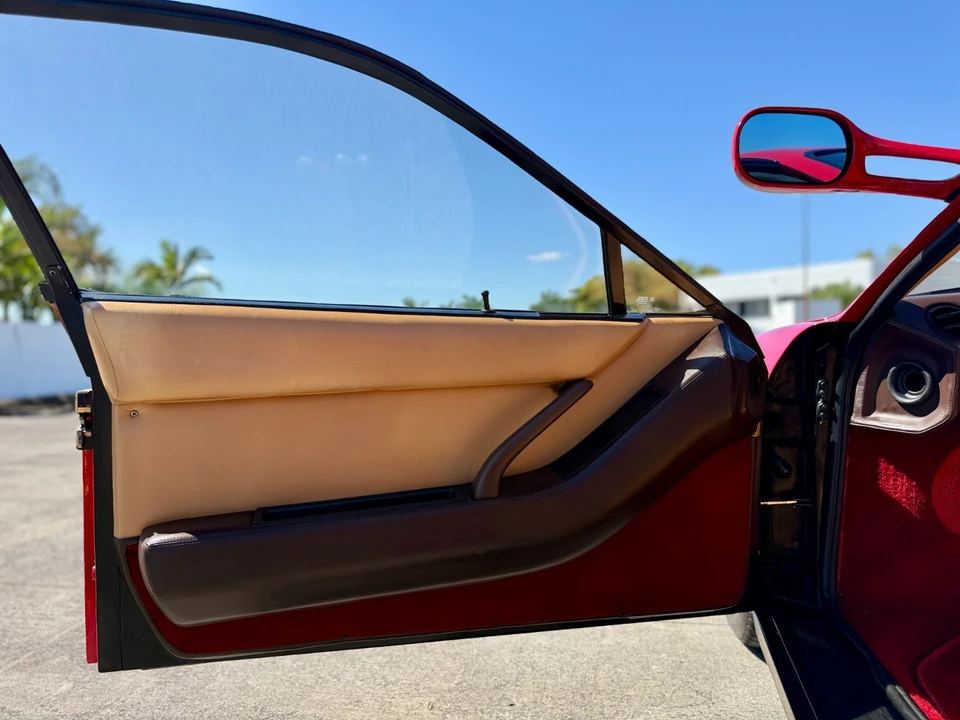 1985 Ferrari Testarossa - Image 12 of 21