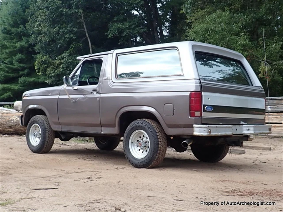 1985 Ford Bronco 3rd Gen - Image 5 of 24