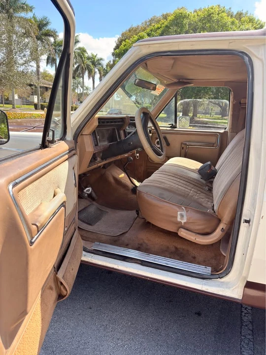 1985 Ford Bronco 3rd Gen - Image 17 of 18