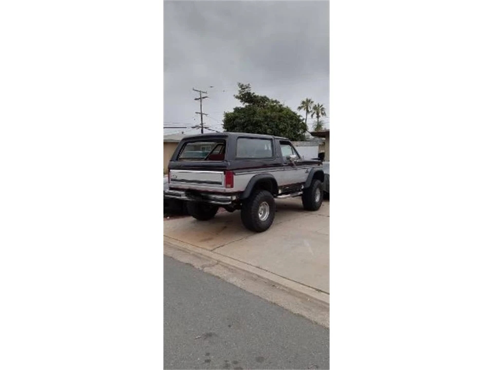 1985 Ford Bronco 3rd Gen - Image 3 of 11