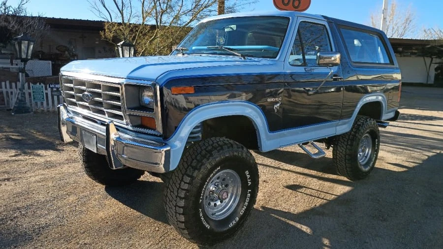 1985 Ford Bronco 3rd Gen - Image 3 of 9