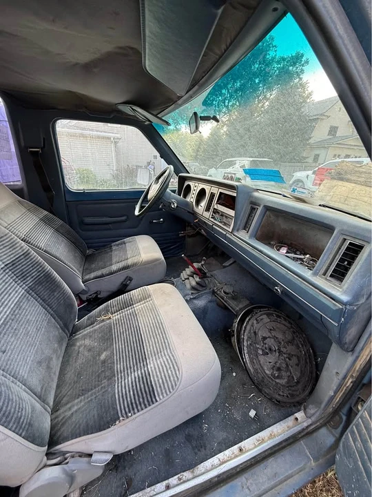 1985 Ford Bronco II - Image 7 of 9