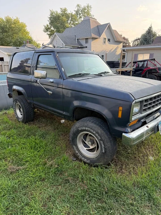 1985 Ford Bronco II - Image 2 of 9