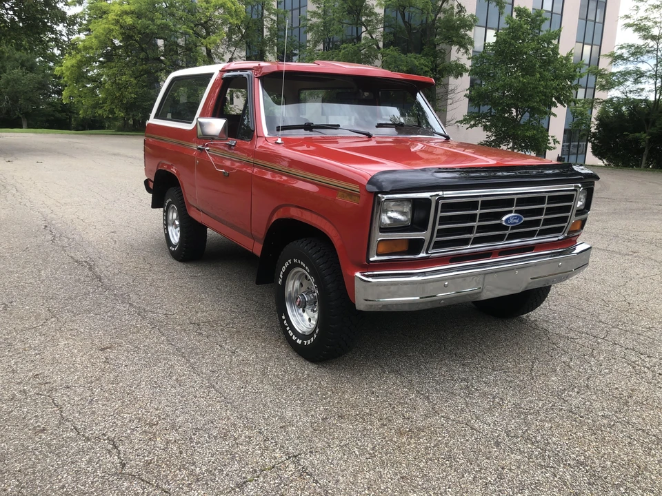 1985 Ford Bronco 3rd Gen - Image 20 of 31