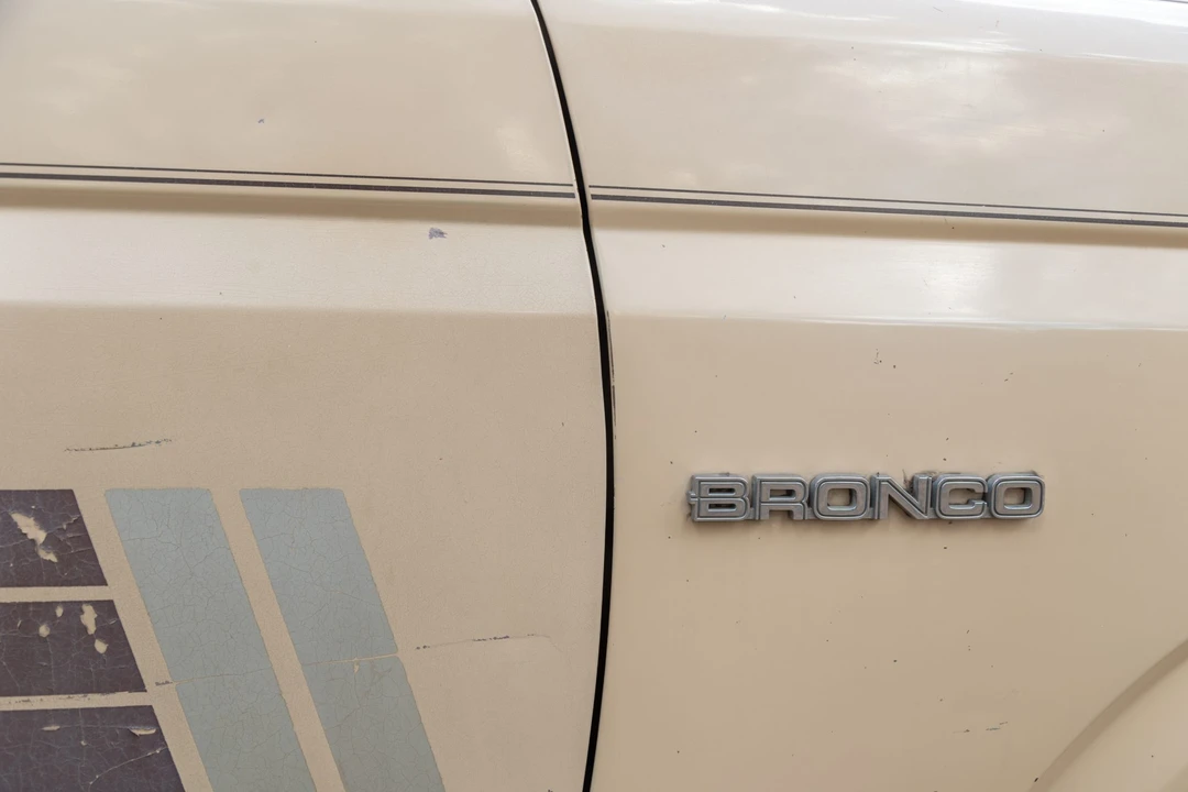 1985 Ford Bronco 3rd Gen - Image 28 of 31