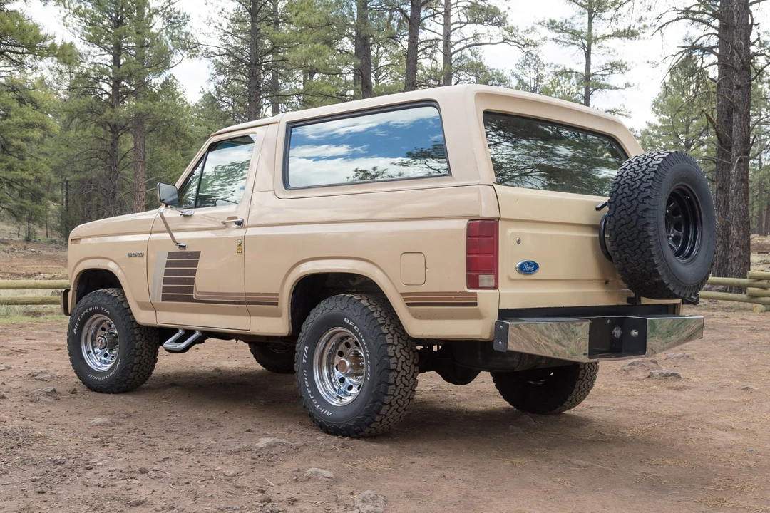 1985 Ford Bronco 3rd Gen - Image 8 of 31