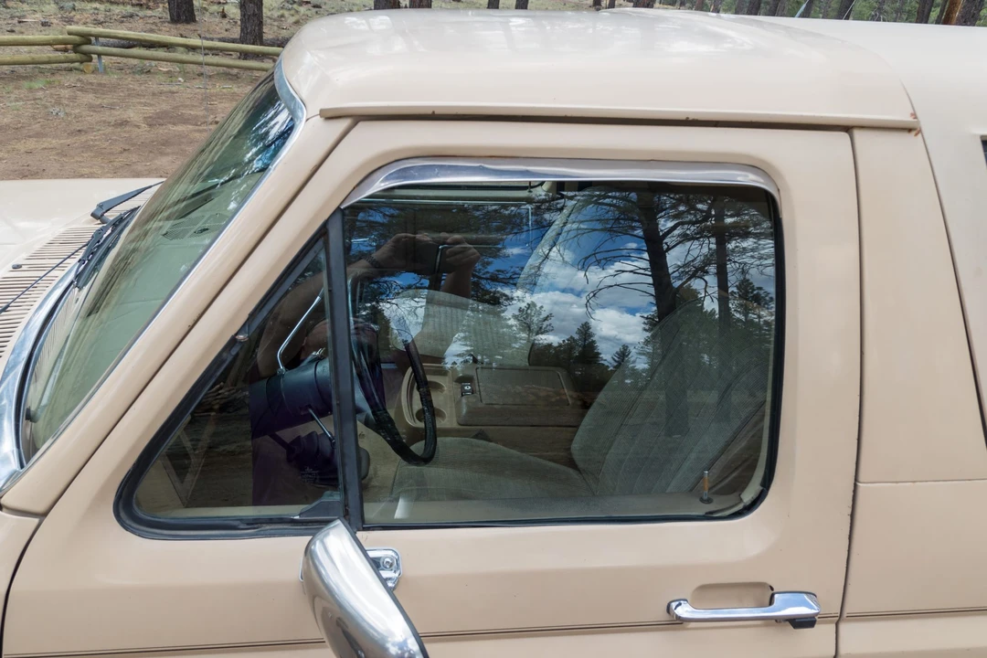 1985 Ford Bronco 3rd Gen - Image 24 of 31