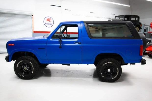 1985 Ford Bronco 3rd Gen - Image 3 of 6