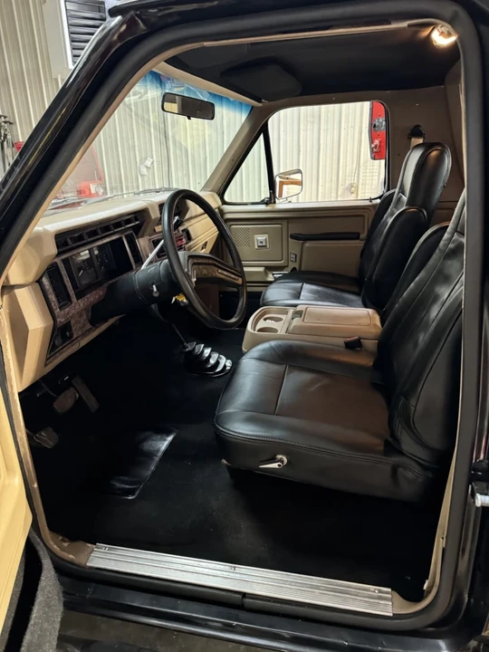 1985 Ford Bronco 3rd Gen - Image 5 of 10