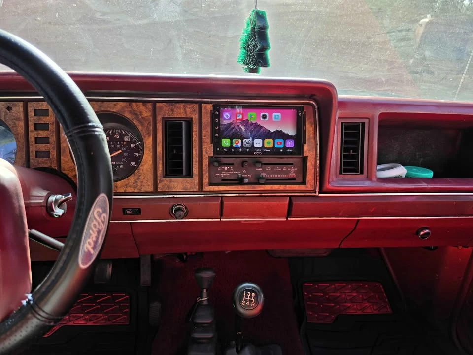 1985 Ford Bronco 3rd Gen - Image 11 of 16