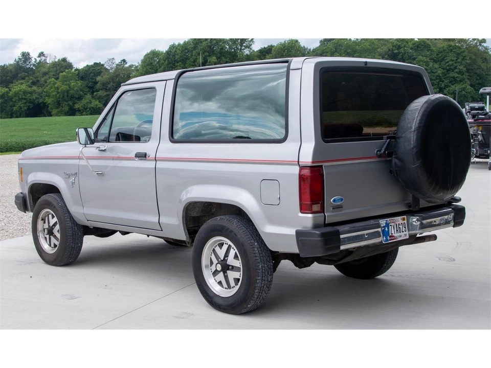 1985 Ford Bronco II - Image 5 of 31