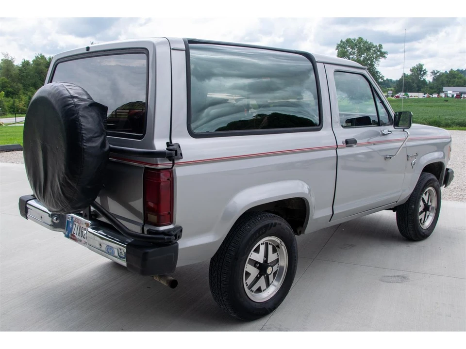 1985 Ford Bronco II - Image 6 of 31