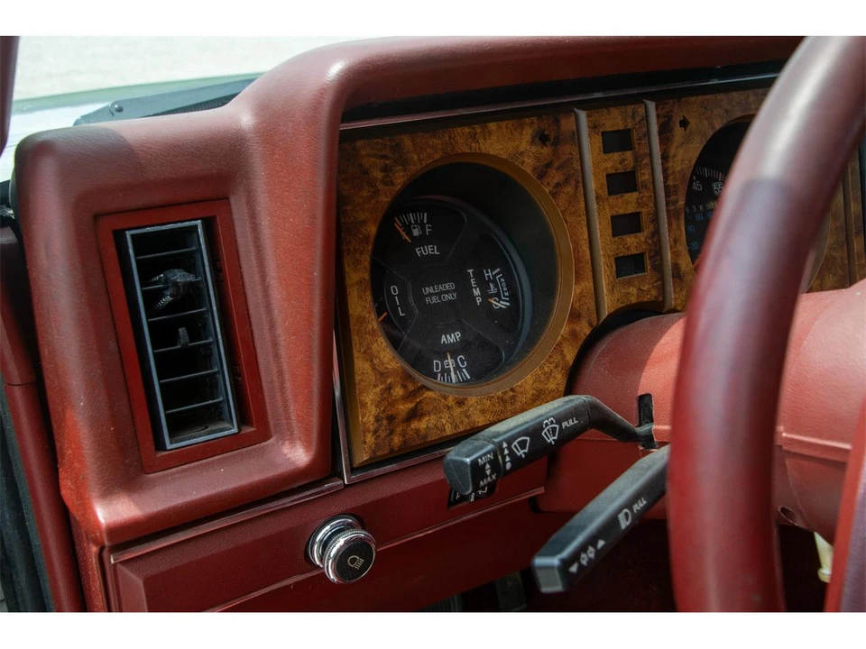 1985 Ford Bronco II - Image 16 of 31