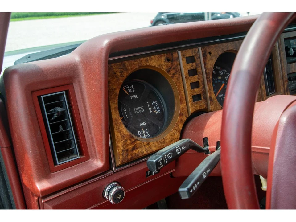1985 Ford Bronco II - Image 17 of 31