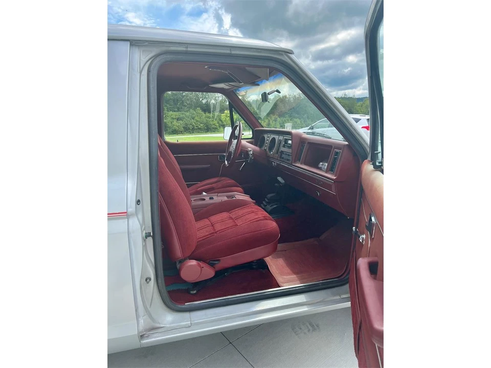 1985 Ford Bronco II - Image 26 of 31