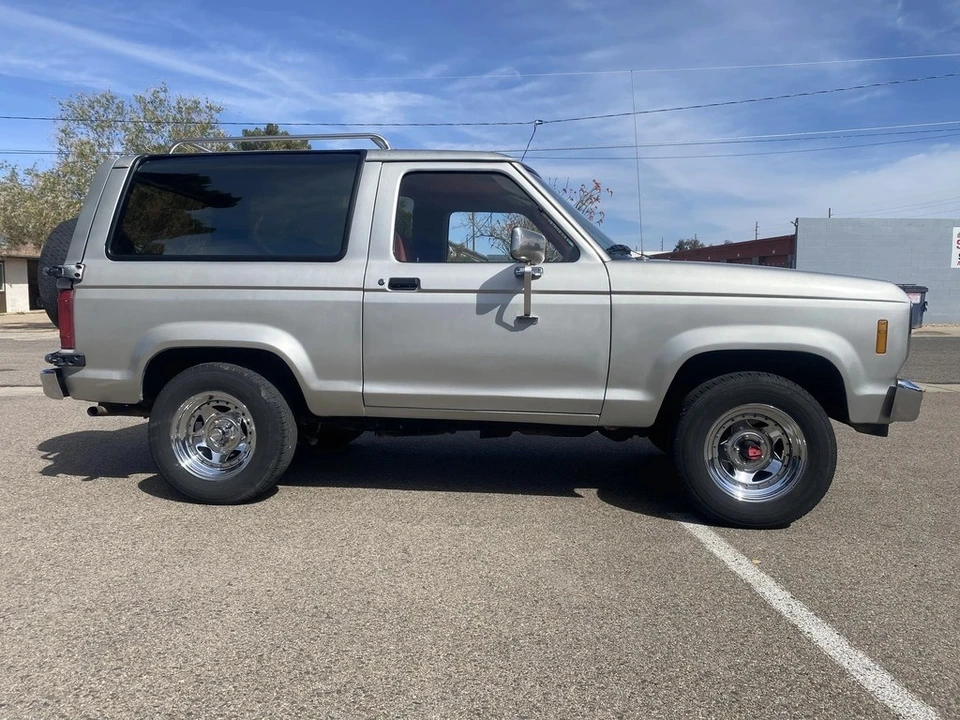 1985 Ford Bronco II - Image 8 of 20
