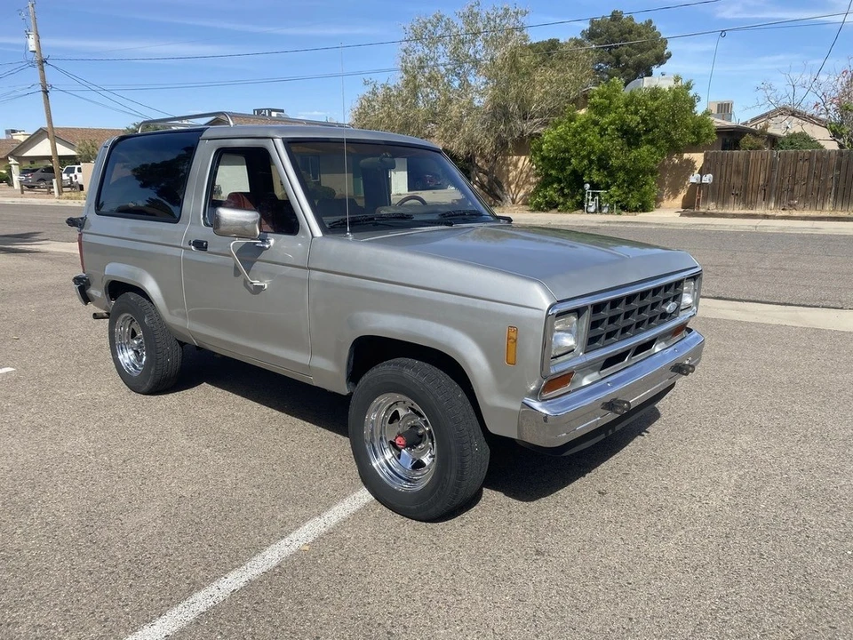 1985 Ford Bronco II - Image 9 of 20