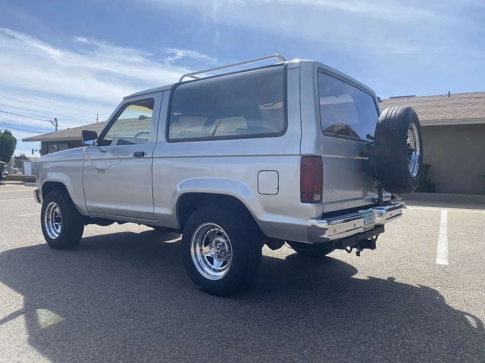1985 Ford Bronco II - Image 4 of 20
