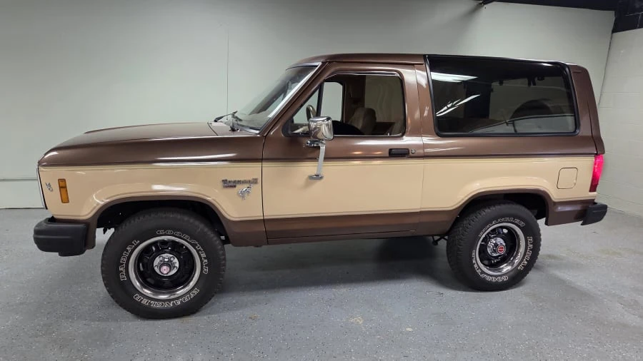 1985 Ford Bronco II - Image 6 of 8