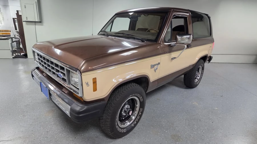 1985 Ford Bronco II - Image 4 of 8