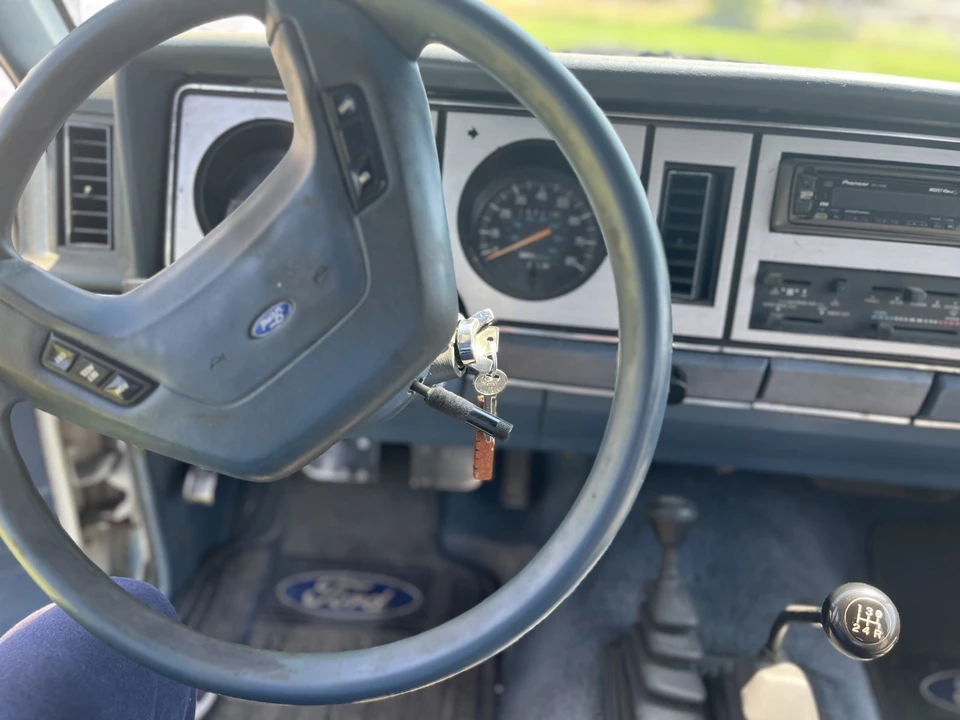 1985 Ford Bronco II - Image 13 of 16