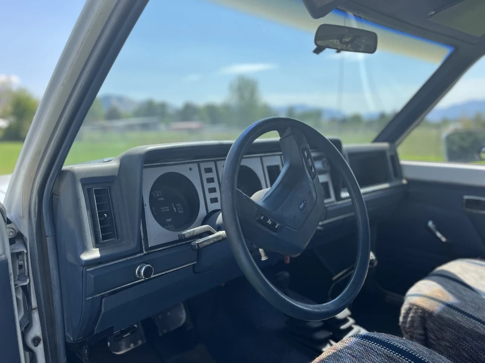 1985 Ford Bronco II - Image 8 of 16