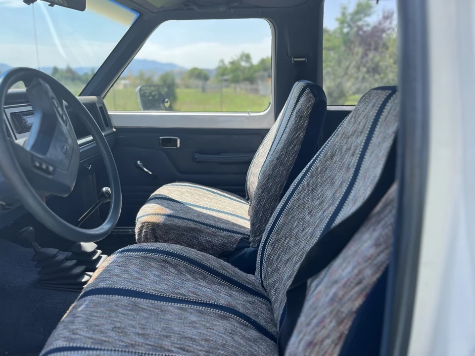 1985 Ford Bronco II - Image 9 of 16