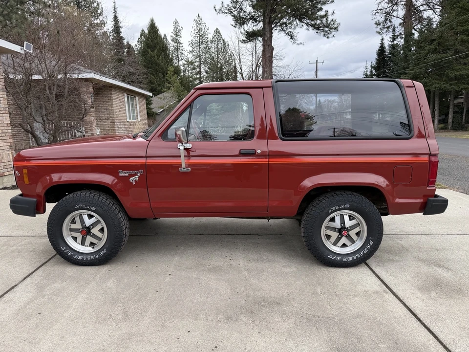 1985 Ford Bronco II - Image 2 of 21