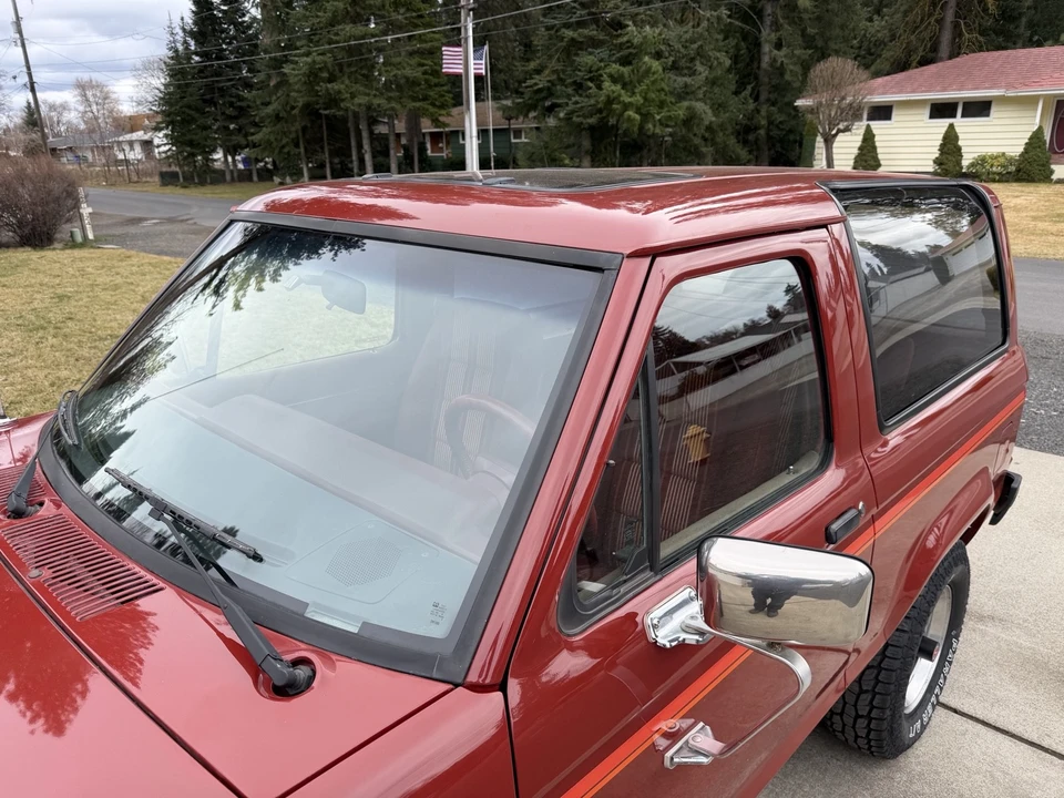 1985 Ford Bronco II - Image 12 of 21