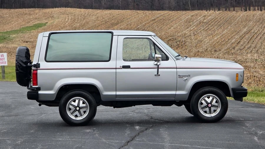 1985 Ford Bronco II - Image 2 of 19