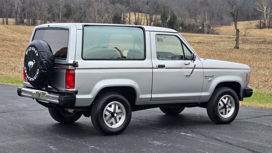 1985 Ford Bronco II - Image 3 of 19