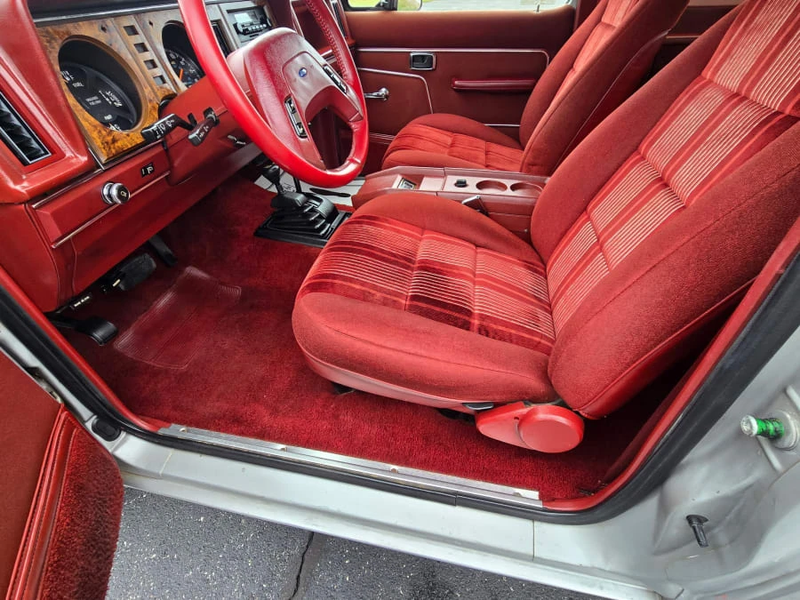 1985 Ford Bronco II - Image 16 of 19