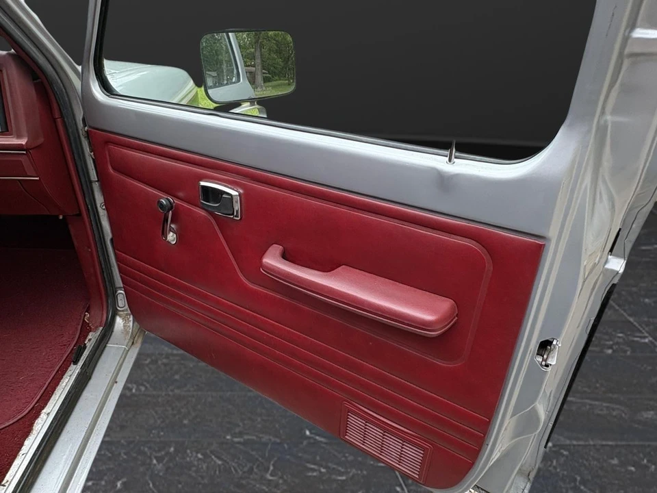 1985 Ford Bronco II - Image 19 of 31