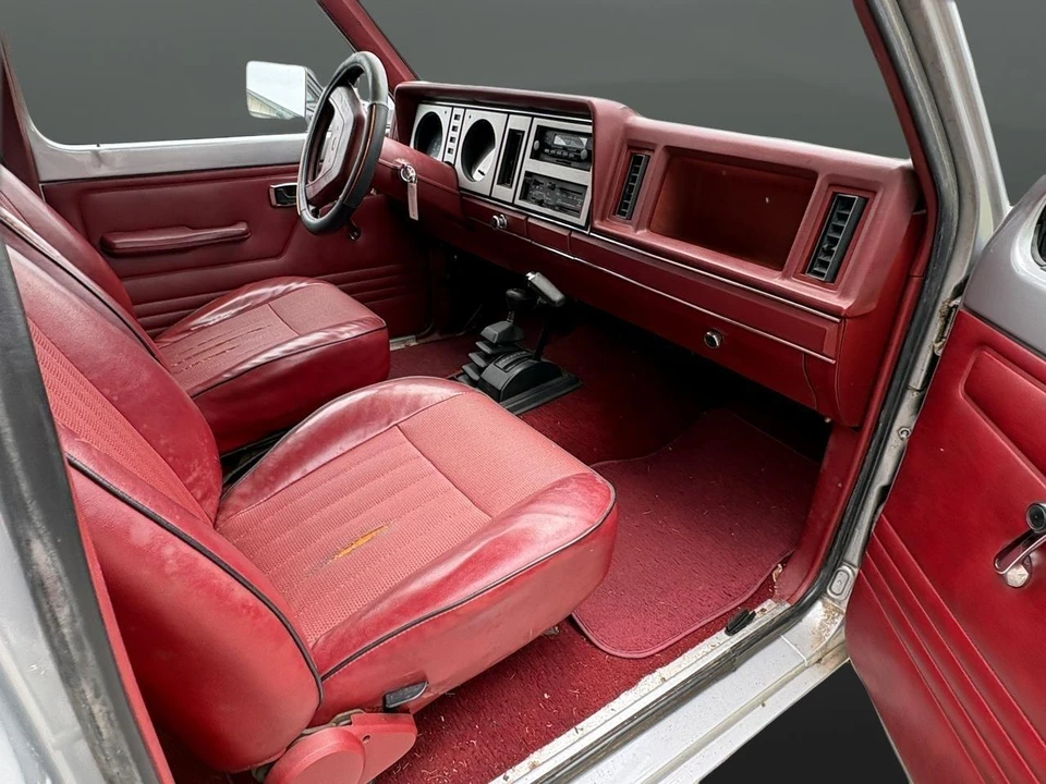 1985 Ford Bronco II - Image 15 of 31