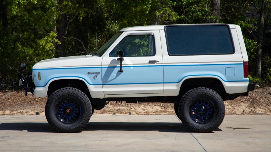 1985 Ford Bronco II - Image 2 of 25