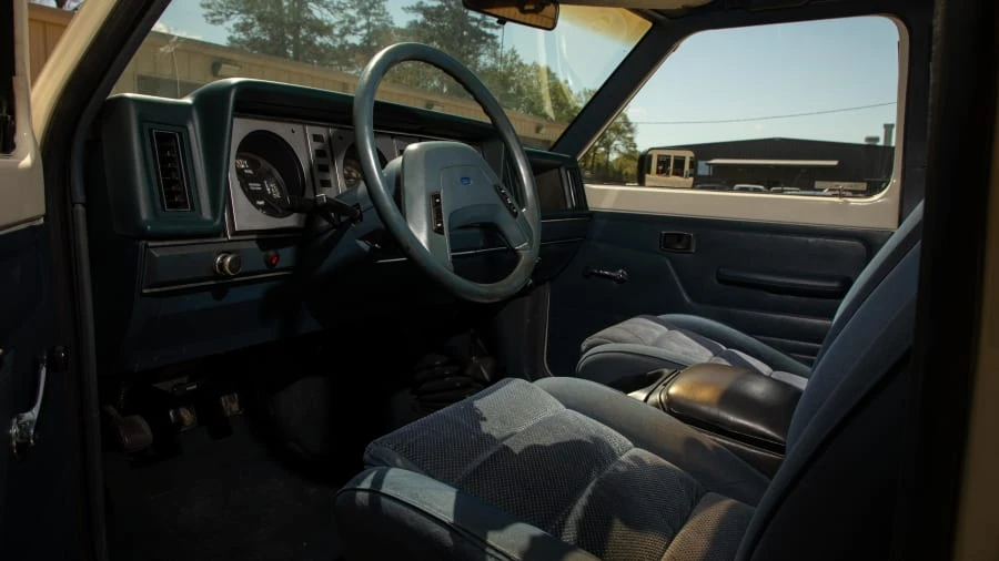 1985 Ford Bronco II - Image 4 of 25