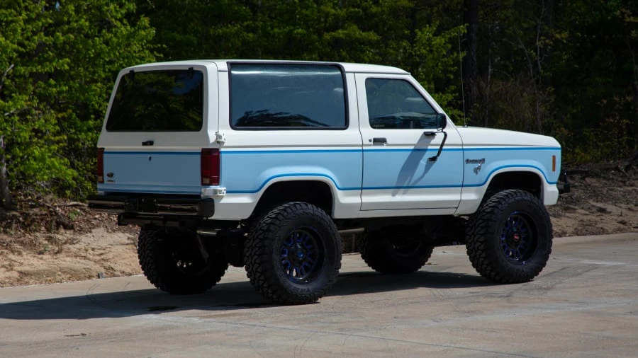 1985 Ford Bronco II - Image 23 of 25