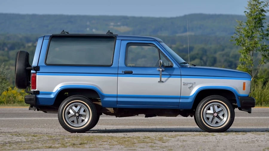 1985 Ford Bronco II - Image 2 of 24