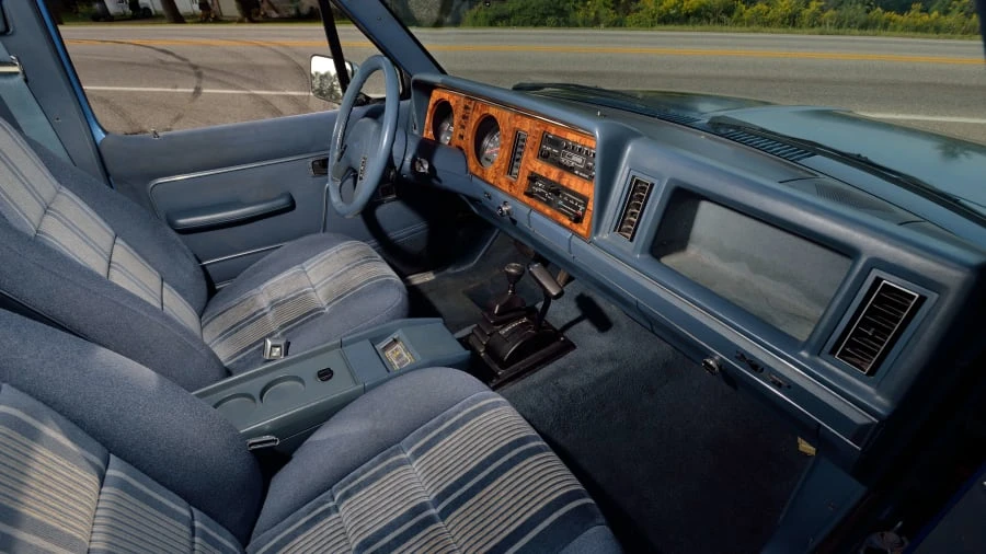 1985 Ford Bronco II - Image 22 of 24