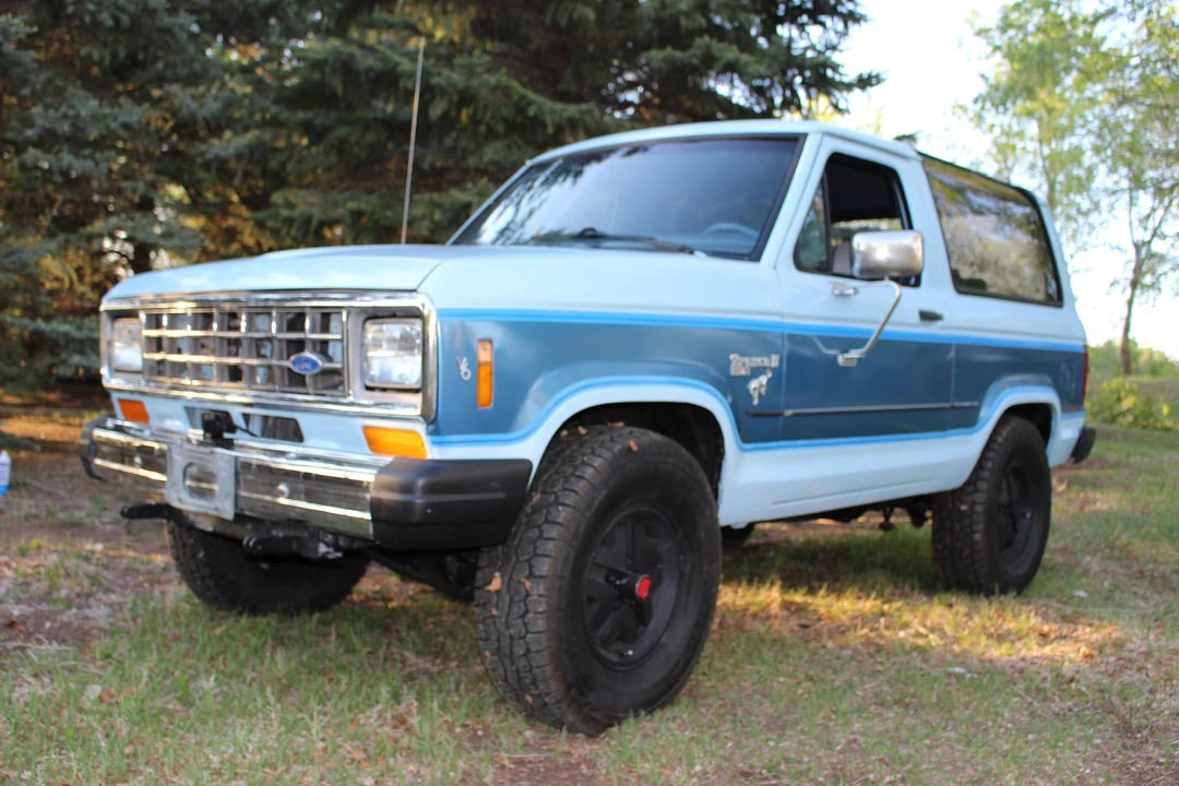 1985 Ford Bronco II - Image 2 of 31