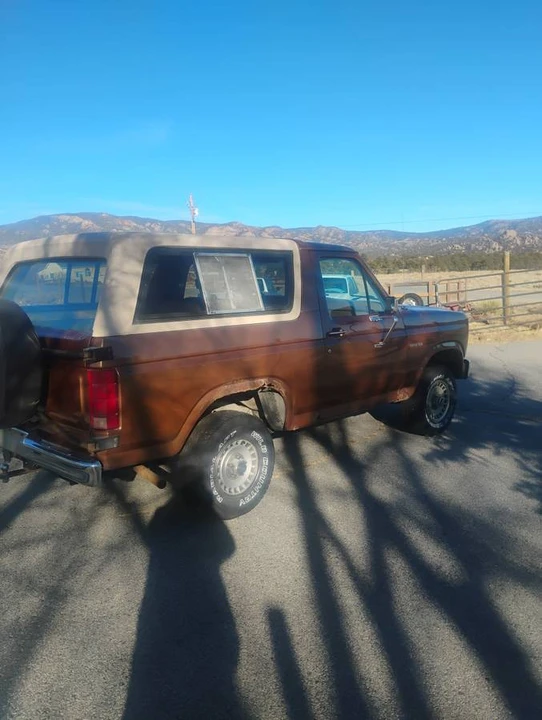 1985 Ford Bronco 3rd Gen - Image 2 of 10