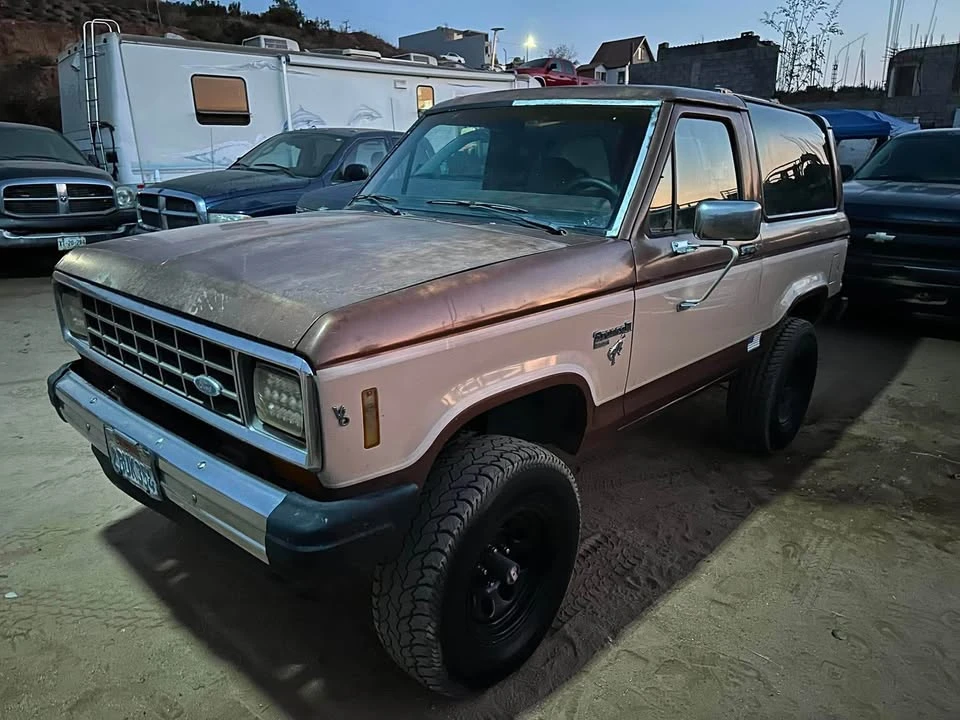 1985 Ford Bronco 3rd Gen - Image 3 of 6