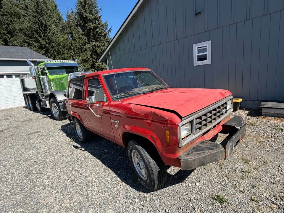 1985 Ford Bronco 3rd Gen - Image 2 of 7