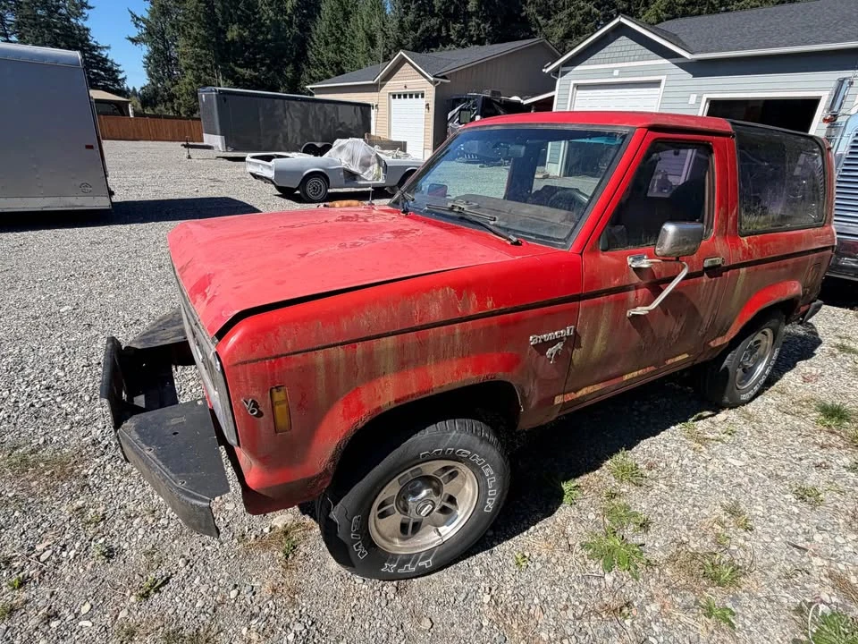 1985 Ford Bronco 3rd Gen - Image 3 of 7