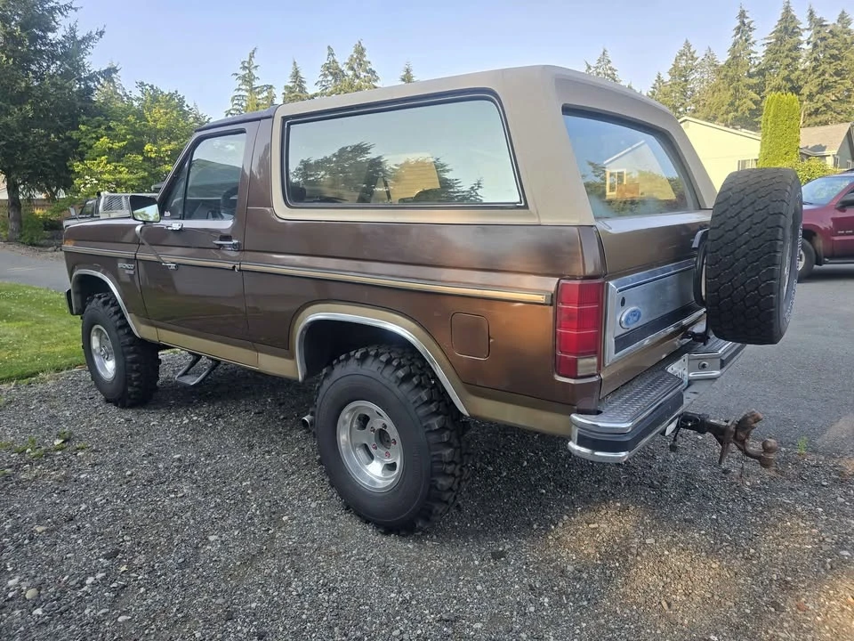 1985 Ford Bronco 3rd Gen - Image 6 of 11