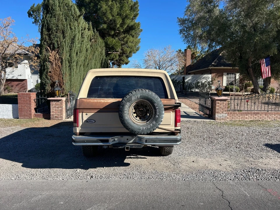 1985 Ford Bronco 3rd Gen - Image 6 of 21