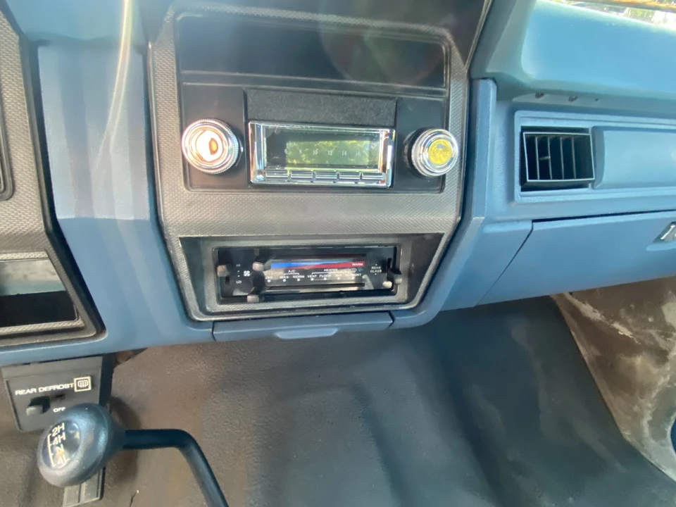 1985 Ford Bronco 3rd Gen - Image 5 of 8